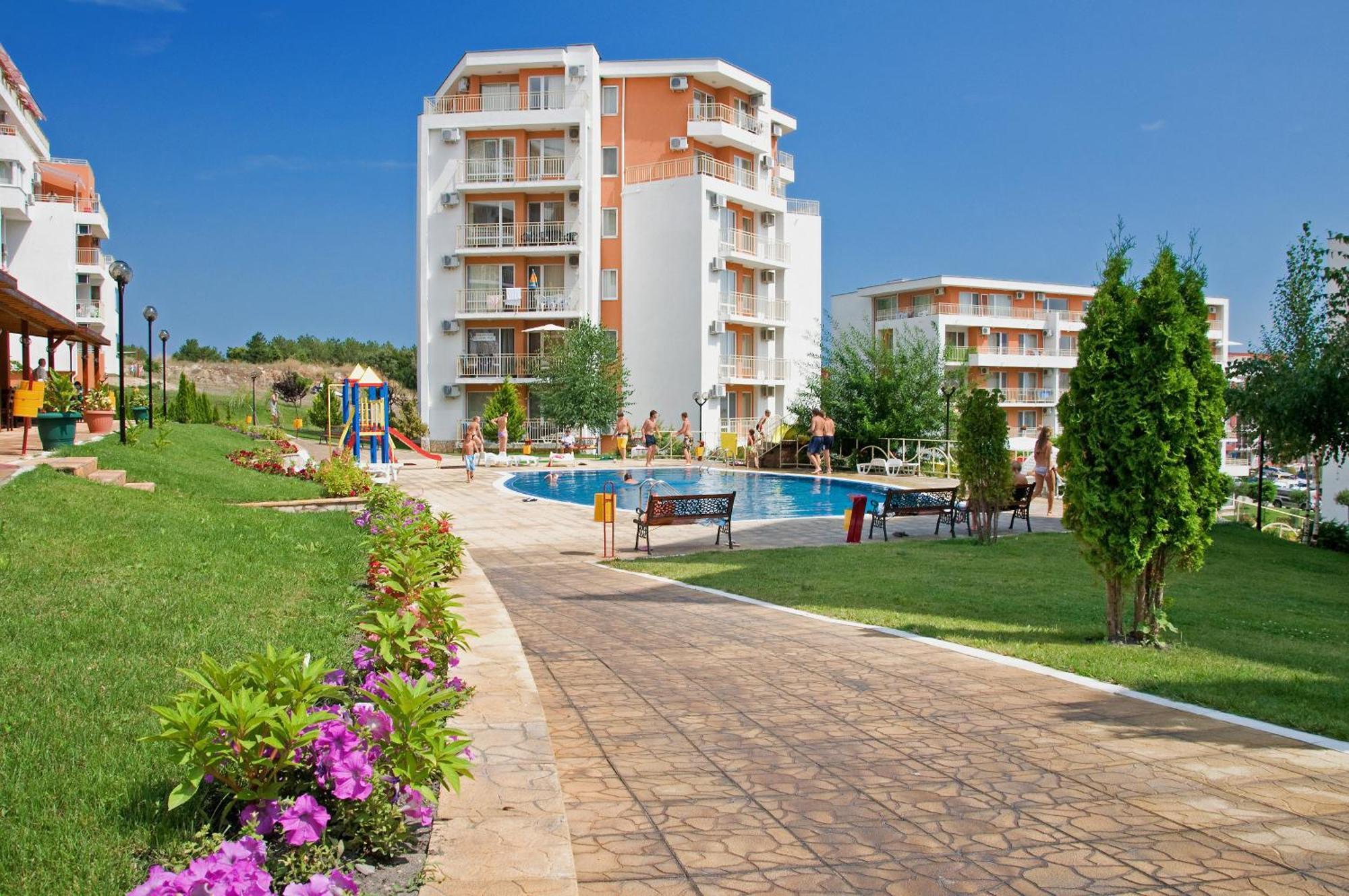 Crown And Imperial Apartments Sveti Vlas Extérieur photo