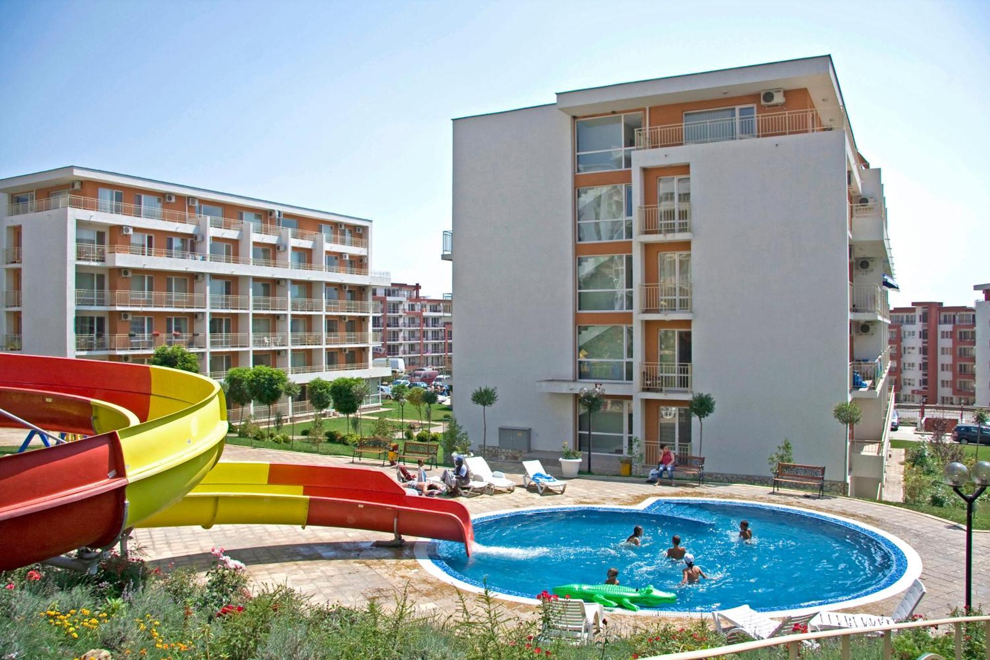 Crown And Imperial Apartments Sveti Vlas Extérieur photo