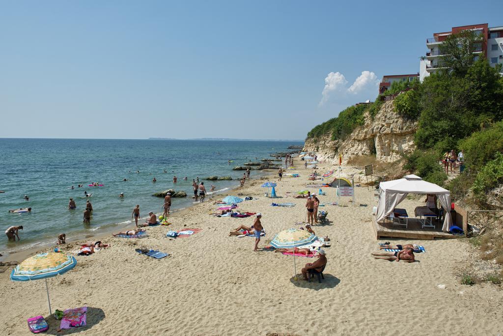 Crown And Imperial Apartments Sveti Vlas Extérieur photo