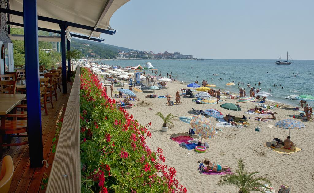 Crown And Imperial Apartments Sveti Vlas Extérieur photo